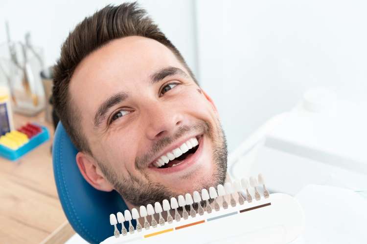 Make your teeth whiter with a home whitening kit from Serpentine Green Dental