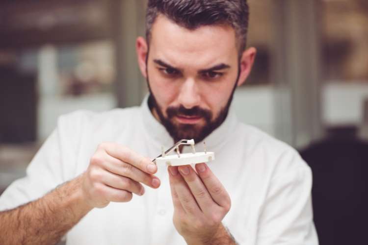 Making Dental Crowns in Peterborough